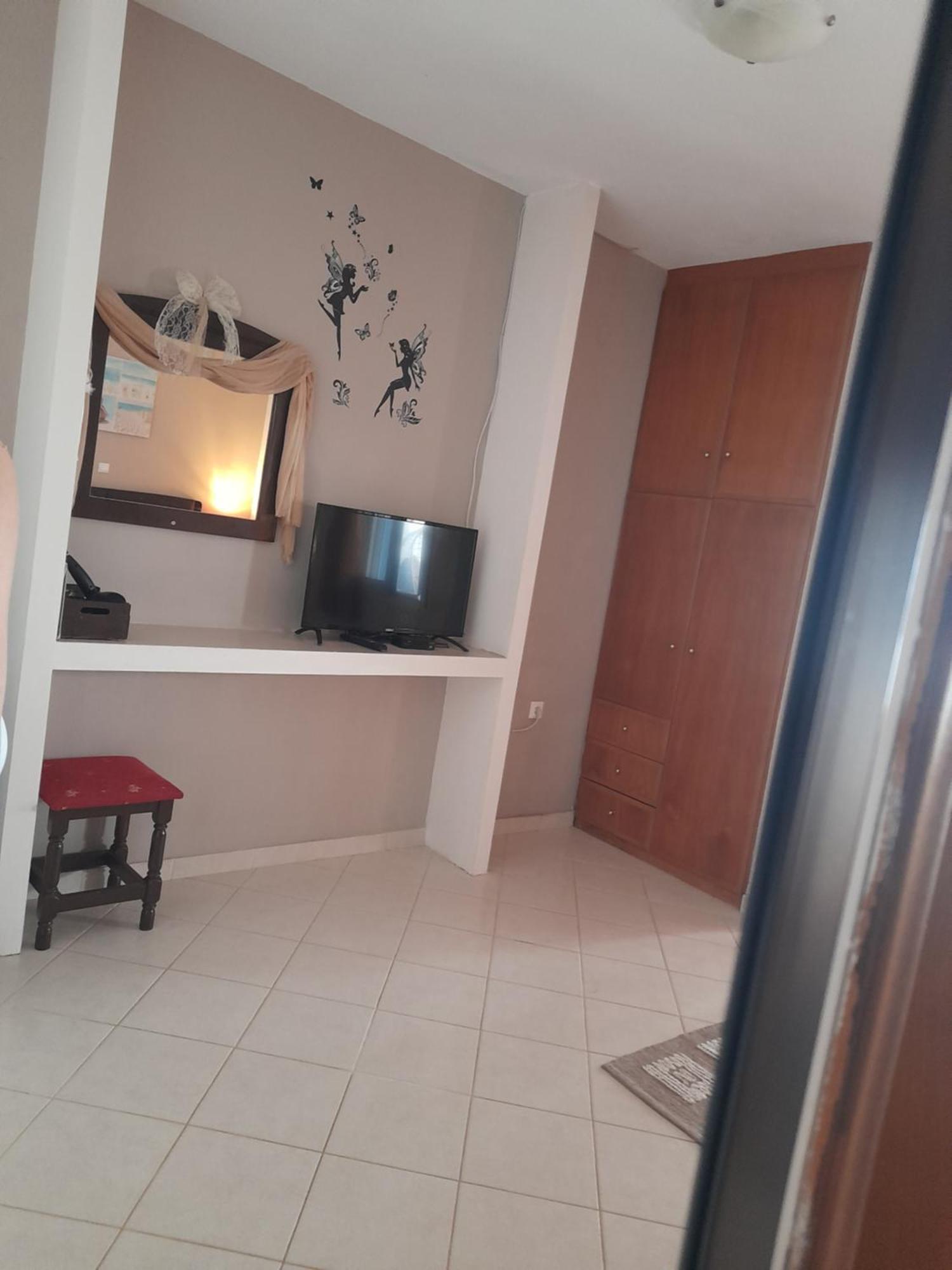 Delfini Aparthotel Ahladerí Kültér fotó